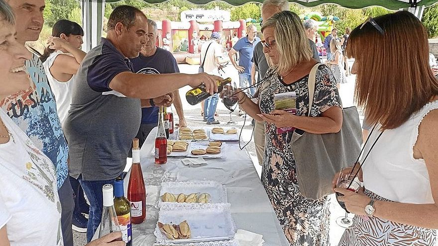 La explanada de la Bodega San Cristóbal sirvió de recibimiento a los participantes.