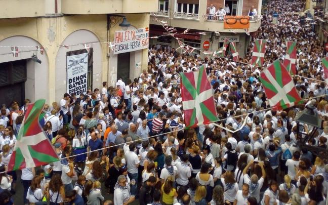 La Virgen de La Gu&iacute;a volvi&oacute; por todo lo alto a las calles de Portugalete