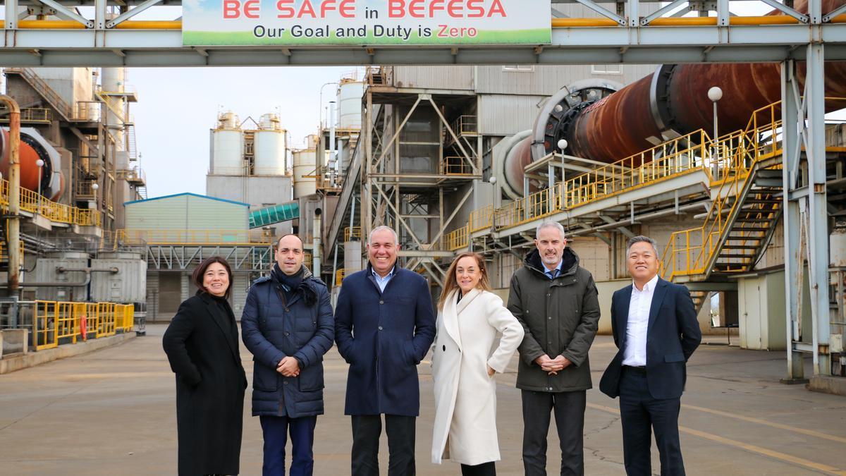 Una delegación vasca visita en Corea del Sur la planta productiva de Befesa