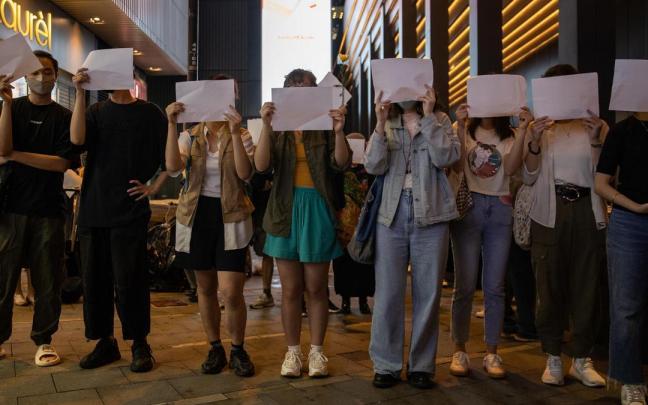 Las protestas se extienden en China contra la pol&iacute;tica de covid cero