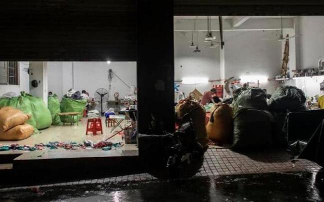 Un taller de producci&oacute;n textil en China.