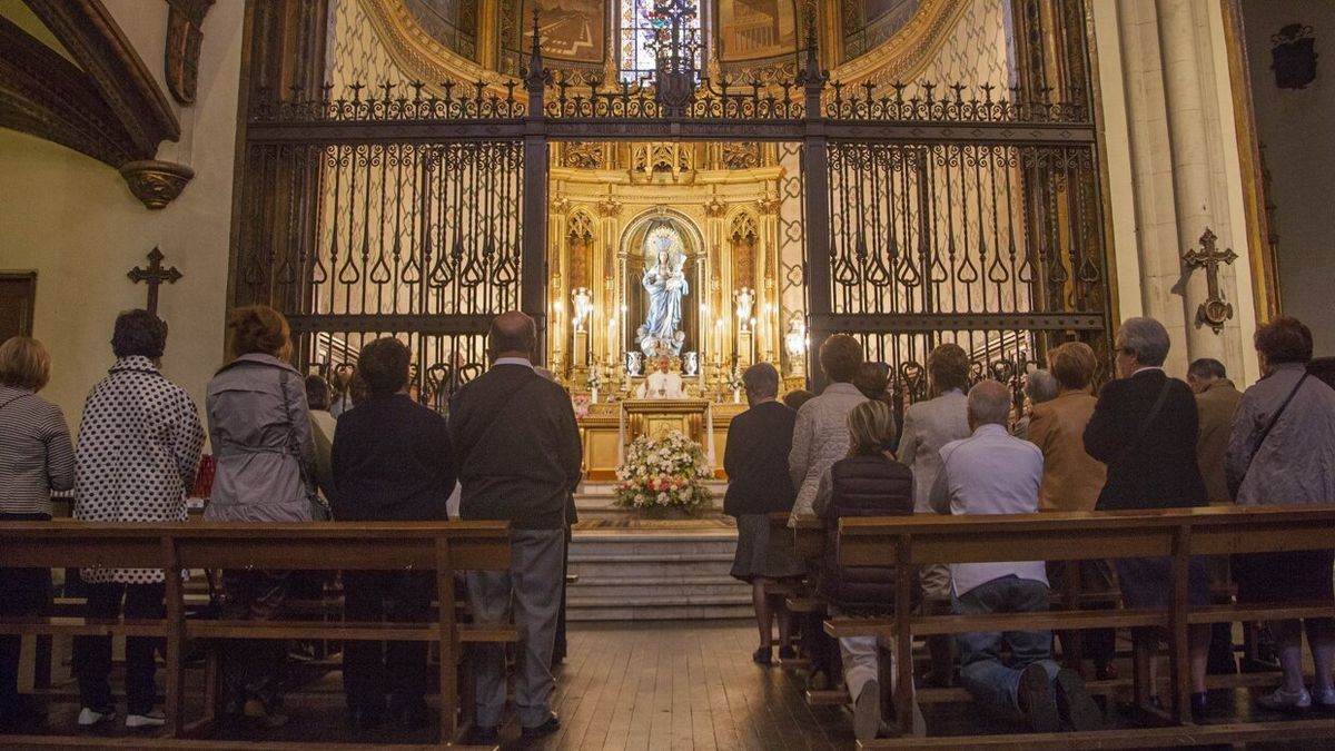 Misa en la iglesia de San Miguel.