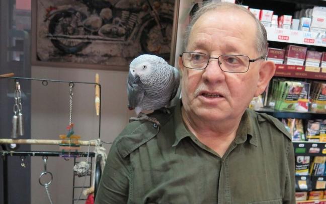 El loro de un estanco de Zumarraga que habla El loro de un estanco de Zumarraga que habla