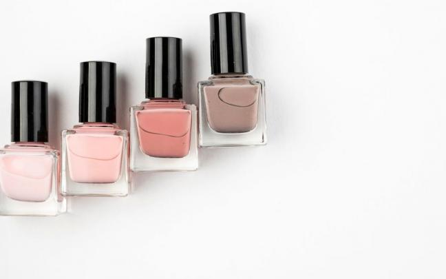 Pintau&ntilde;as de distintos colores.