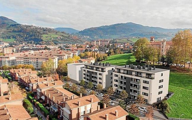 Bloques de viviendas tasadas, cercanos a la zona de villas. | FOTO: N.G.