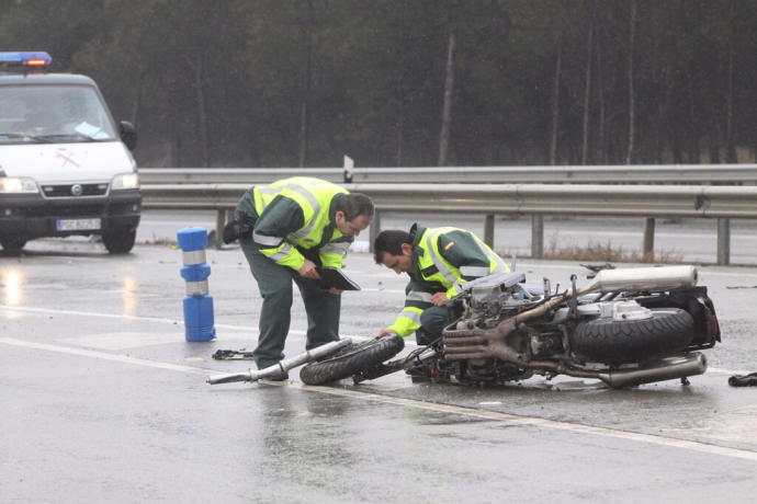 Dos guardias civiles, en un accidente en Tudela