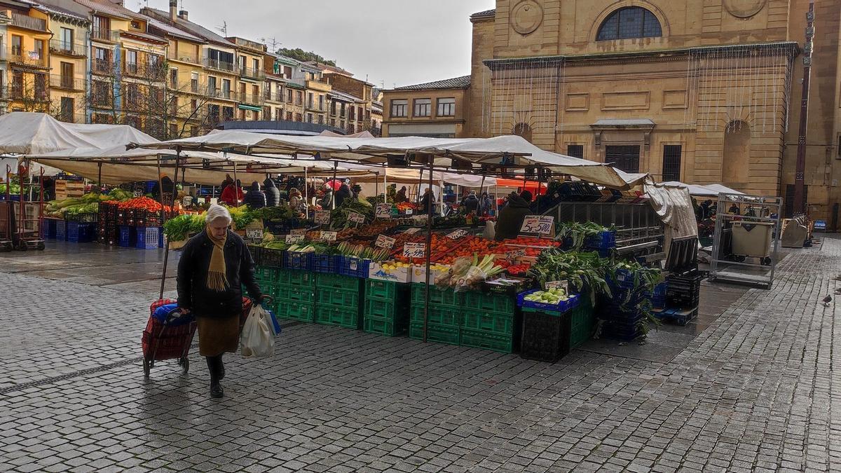 Mercado de Estella este jueves por la mañana.