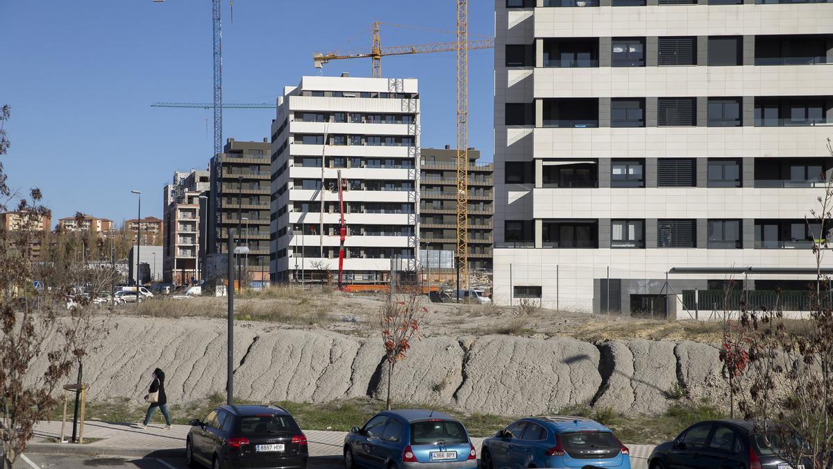 Viviendas en construcción en Milagrosa-Arrosadia.