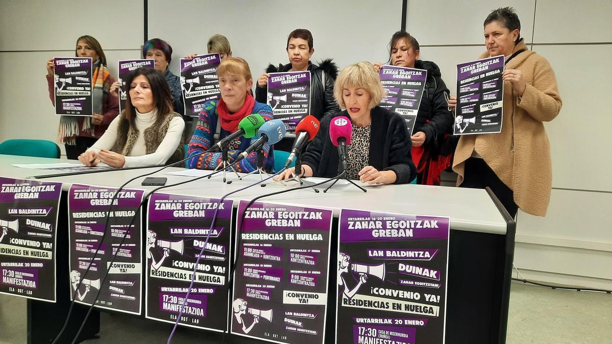 Rueda de prensa de las trabajadoras de residencias.