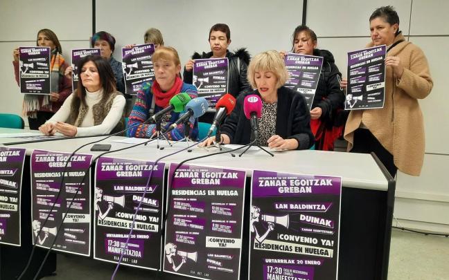 Rueda de prensa de las trabajadoras de residencias.