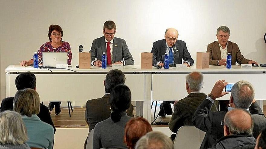 Euskaltzaindiak toponimiaren liburukia aurkeztu du