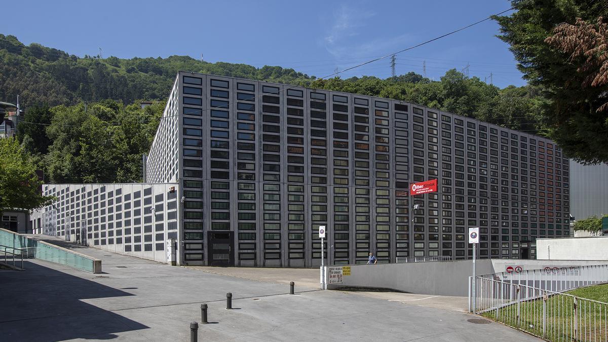 Imagen del polideportivo de Abusu, en La Peña