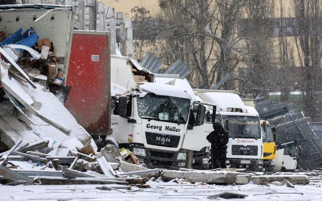 Un ataque con misiles destruyó ayer una empresa en la localidad de Járkov, la segunda ciudad más grande de Ucrania.