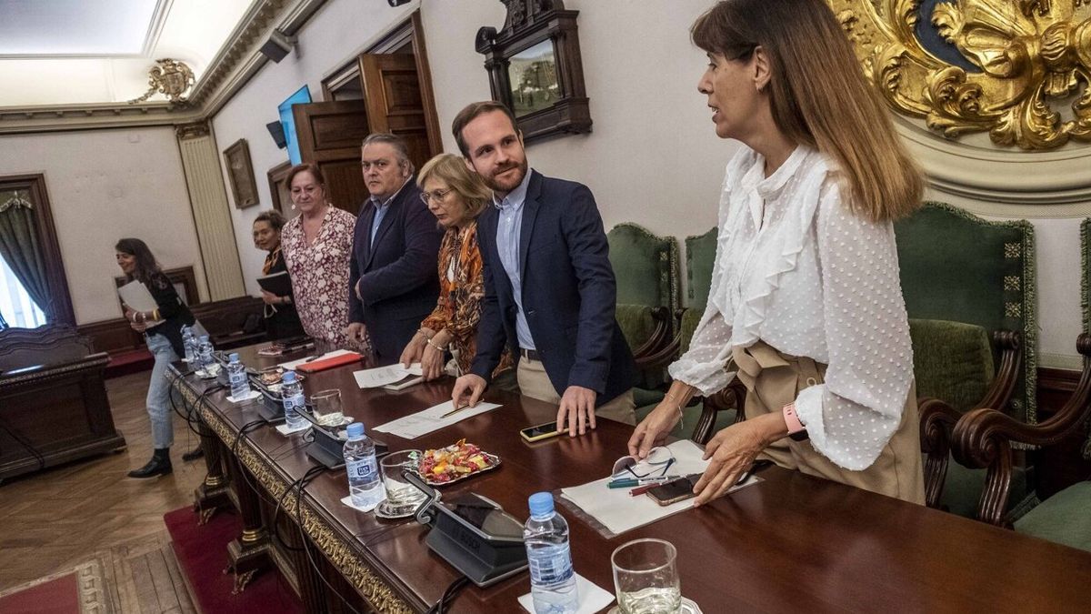 Concejales socialistas, en el Salón de Pleno.