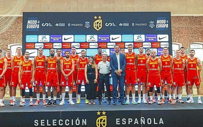 Foto de familia tras la presentación de la selección española de baloncesto de cara al Eurobasket 2022. Foto de familia tras la presentación de la selección española de baloncesto de cara al Eurobasket 2022.