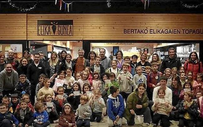 Jostorratz egitasmoko lehen saioko irudia. | ARGAZKIA: AZPEITIKO UDALA Jostorratz egitasmoko lehen saioko irudia. | ARGAZKIA: AZPEITIKO UDALA