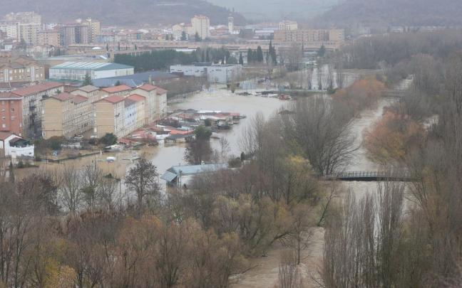 El r&iacute;o Arga, a su paso por Burlada durante las inundaciones de diciembre del a&ntilde;o pasado.