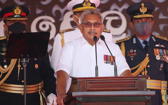 El presidente de Sri Lanka, Gotabaya Rajapaksa (centro). El presidente de Sri Lanka, Gotabaya Rajapaksa (centro).