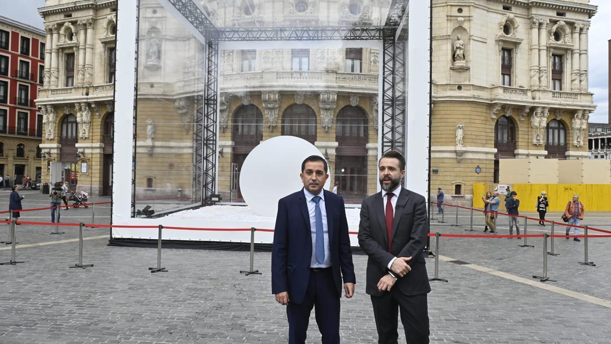 El presidente de BBK, Xabier Sagredo, y el responsable de innovación de BBK, Xabier de la Torre