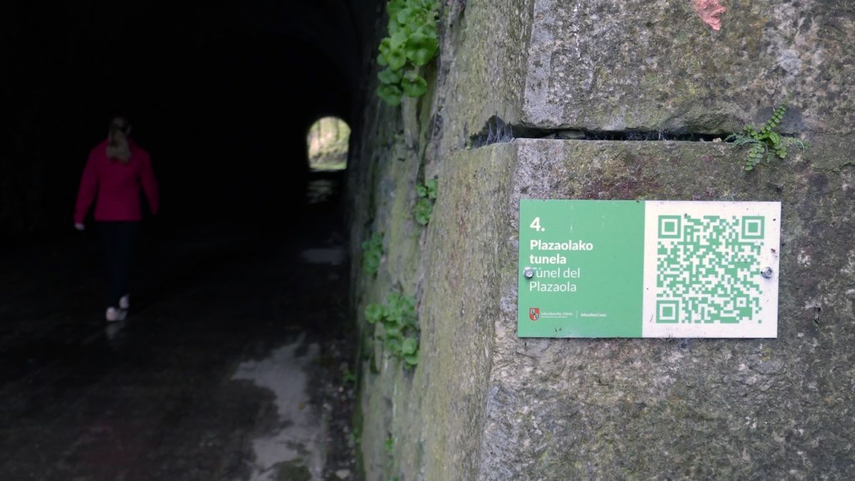 En un paseo por Lekunberri se pueden descargar una dócena de códigos QR para saber más sobre este pueblo.