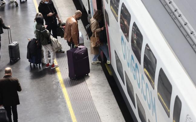 Un tren de alta velocidad de la compañía Ouigo