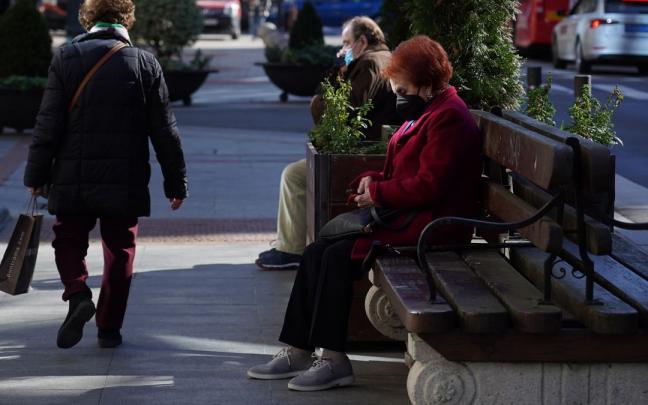 La Diputación de Bizkaia quiere acercar las nuevas tecnologías a las personas mayores La Diputación de Bizkaia quiere acercar las nuevas tecnologías a las personas mayores