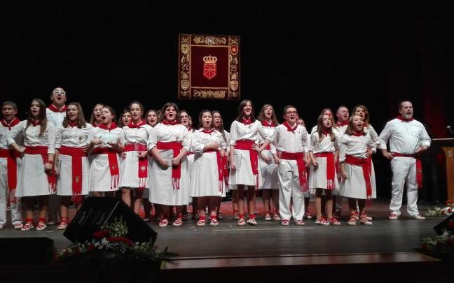 Certamen de Jota celebrado en Tudela, organizado por el Gobierno de Navarra. Certamen de Jota celebrado en Tudela, organizado por el Gobierno de Navarra.