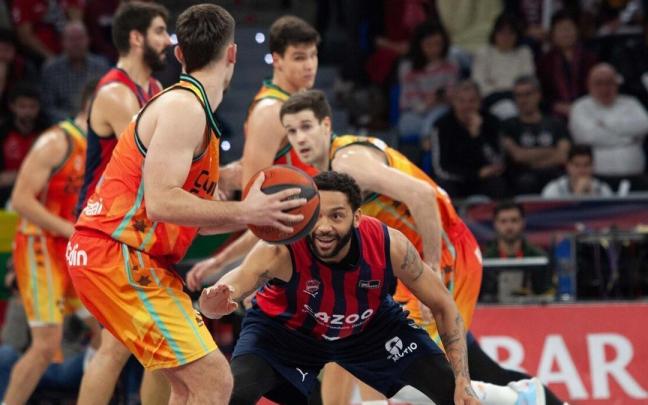 Pierria Henry, durante el partido entre el Baskonia y el Valencia Basket Pierria Henry, durante el partido entre el Baskonia y el Valencia Basket