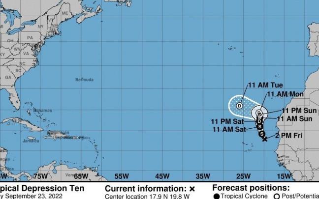 Formación del ciclón tropical en la costa de África y en dirección a Canarias- Formación del ciclón tropical en la costa de África y en dirección a Canarias-