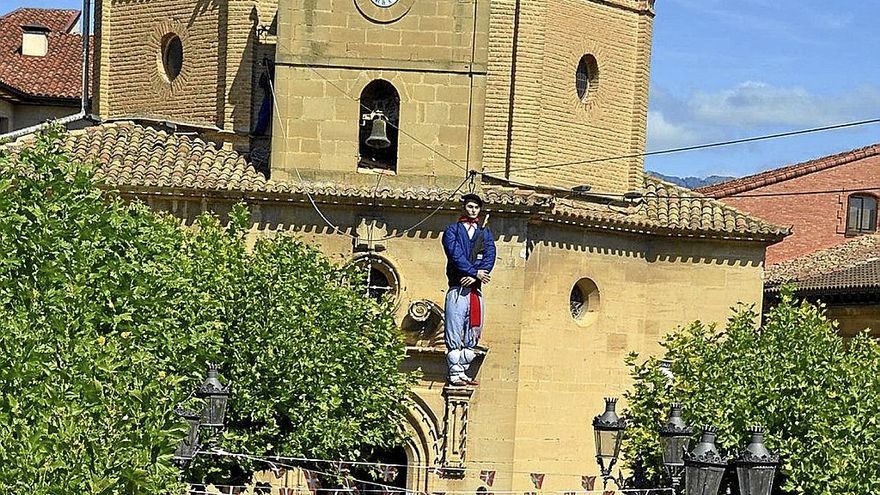 Bajada del Barrihuelo en la localidad de Elciego.