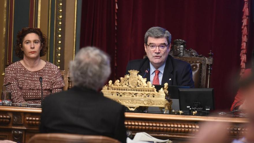 Imagen de archivo de Juan Mari Aburto en un pleno del Ayuntamiento