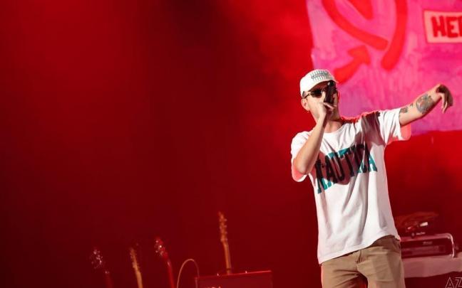 M. Sánchez durante un concierto.