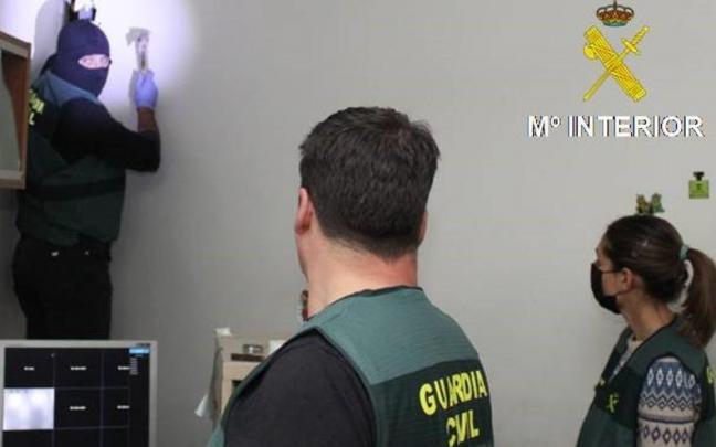 Detenidos en el operativo de drogas de la Guardia Civil