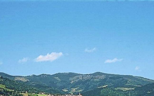 Segura, donde han vivido los franciscanos desde 1981. | FOTO: N.G.