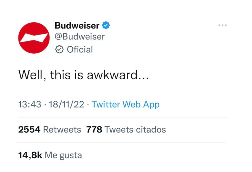 El tuit que Budweiser publicó (y después borró) ante la prohibición de las autoridades qataríes de vender alcohol.