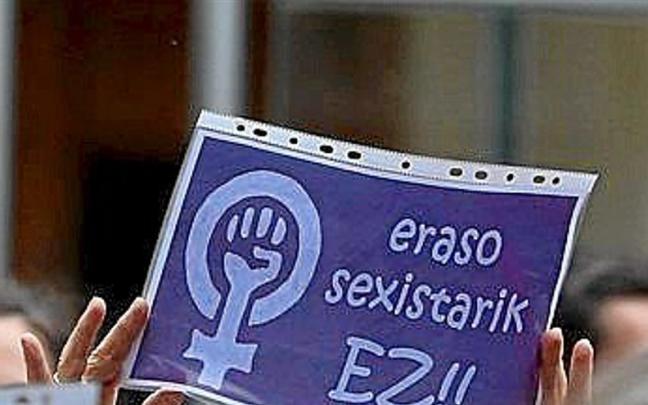 Protesta por una agresi&oacute;n. | FOTO: J.C.