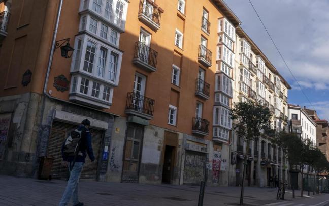 Vitoria sólo ofrece 103 pisos para arrendar. Los más baratos, en Abetxuko, Arana y Casco Viejo