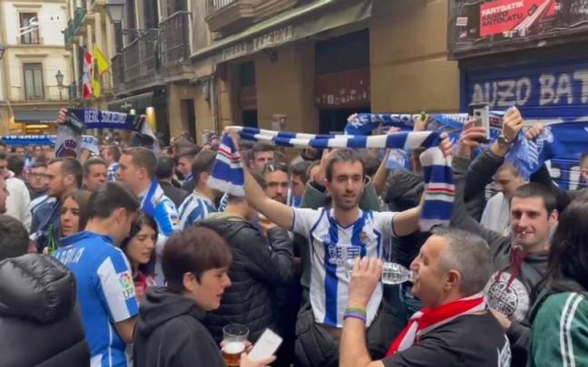 Gran ambiente en la Parte Vieja por el derbi.