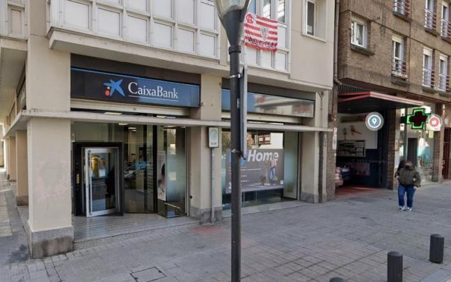 Imagen de la sucursal bancaria de La Peña en la que se ha producido el atraco Imagen de la sucursal bancaria de La Peña en la que se ha producido el atraco