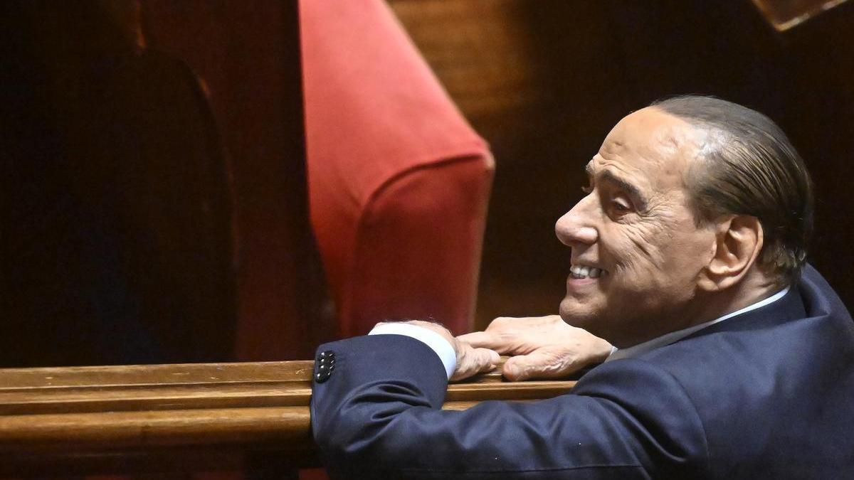 Silvio Berlusconi de vuelta al Senado tras cumplir su inhabilitación.