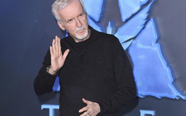 El director y productor de cine, James Cameron