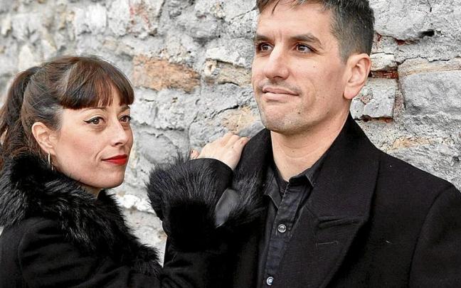 Libe Garc&iacute;a de Cort&aacute;zar y Jon Basaguren. | FOTO: PILAR BARCO