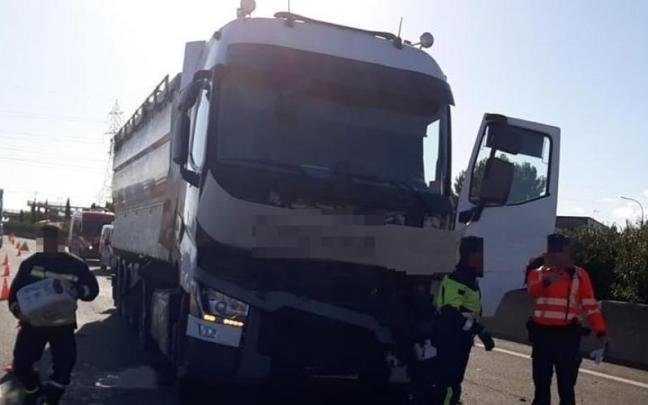 Imagen de la intervención de la Policía Foral en el lugar de los hechos