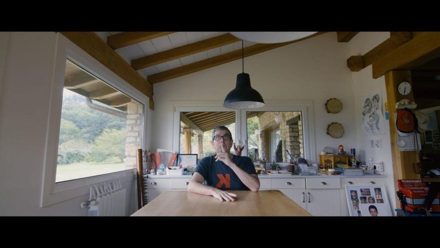 Una secuencia del documental, en el que Kepa Junkera muestra también su día a día tras sufrir el ictus.