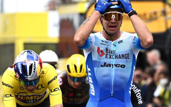 Groenewegen, vencedor de la tercera etapa del Tour.