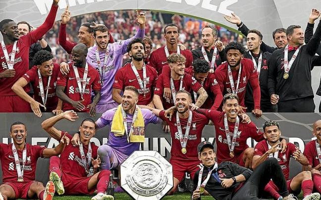 El primer título, para el Liverpool (3-1) El primer título, para el Liverpool (3-1)