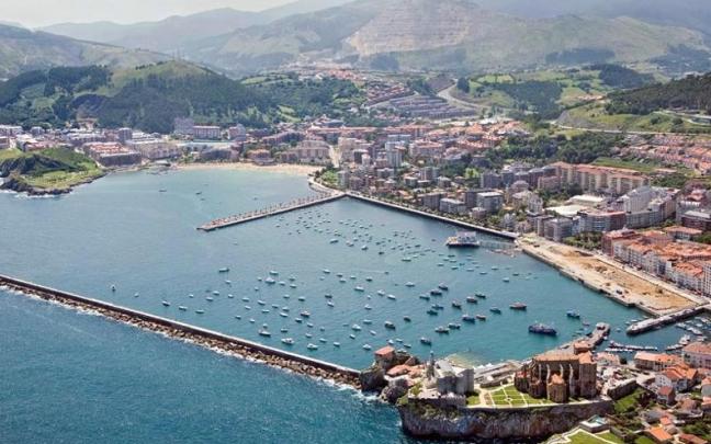 Imagen de la localidad cántabra de Castro Urdiales.