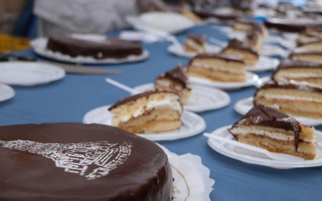 Raciones de la Tarta Begoña.