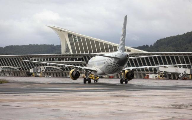 El aeropuerto ha conseguido superar la barrera de los cinco millones de pasajeros El aeropuerto ha conseguido superar la barrera de los cinco millones de pasajeros