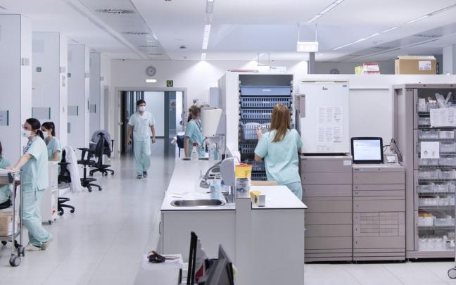 La ocupación de las UCI ha caído a mínimos desde el inicio de la pandemia de coronavirus. La ocupación de las UCI ha caído a mínimos desde el inicio de la pandemia de coronavirus.